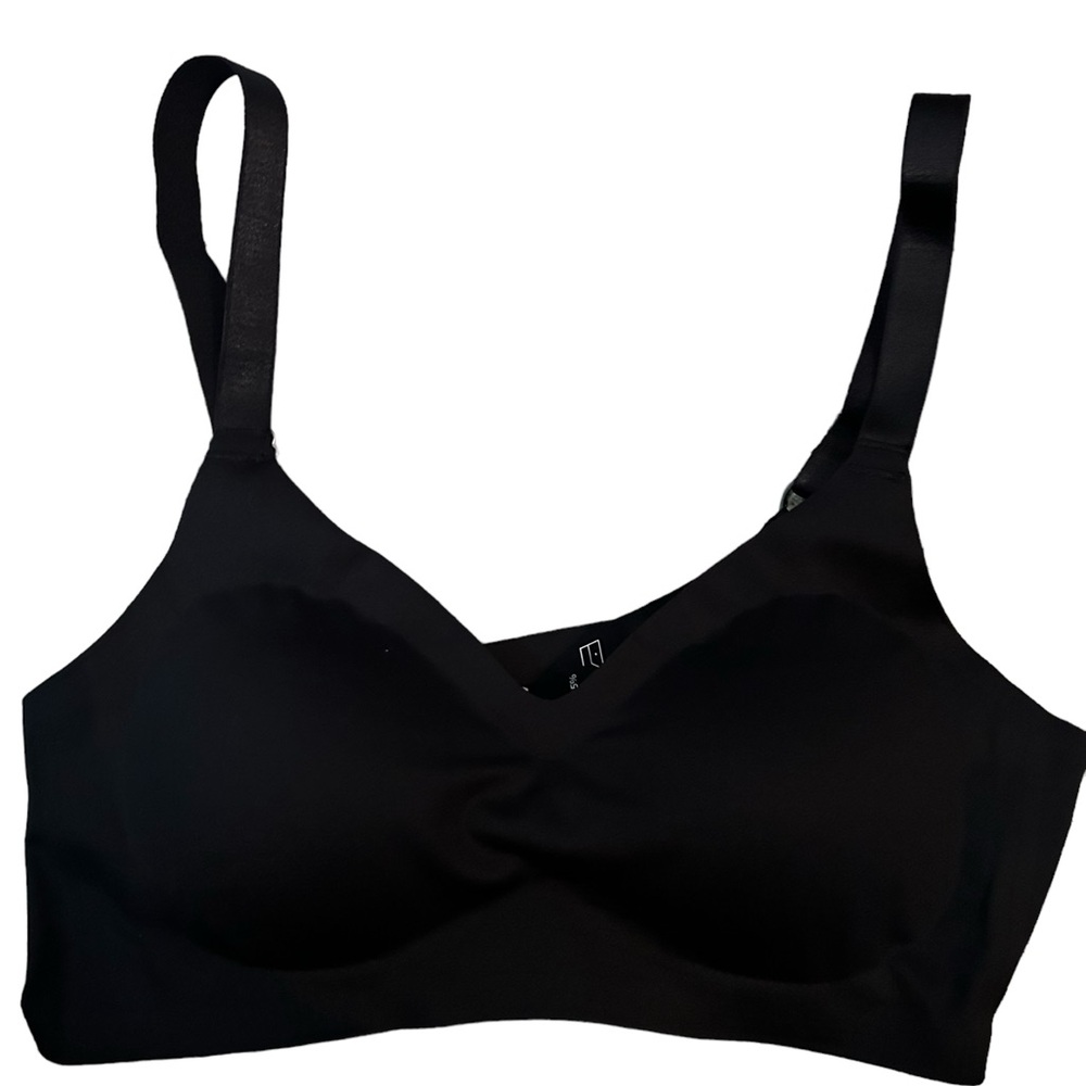 Momcozy Nursing Bra Size 38 NWOT‎
